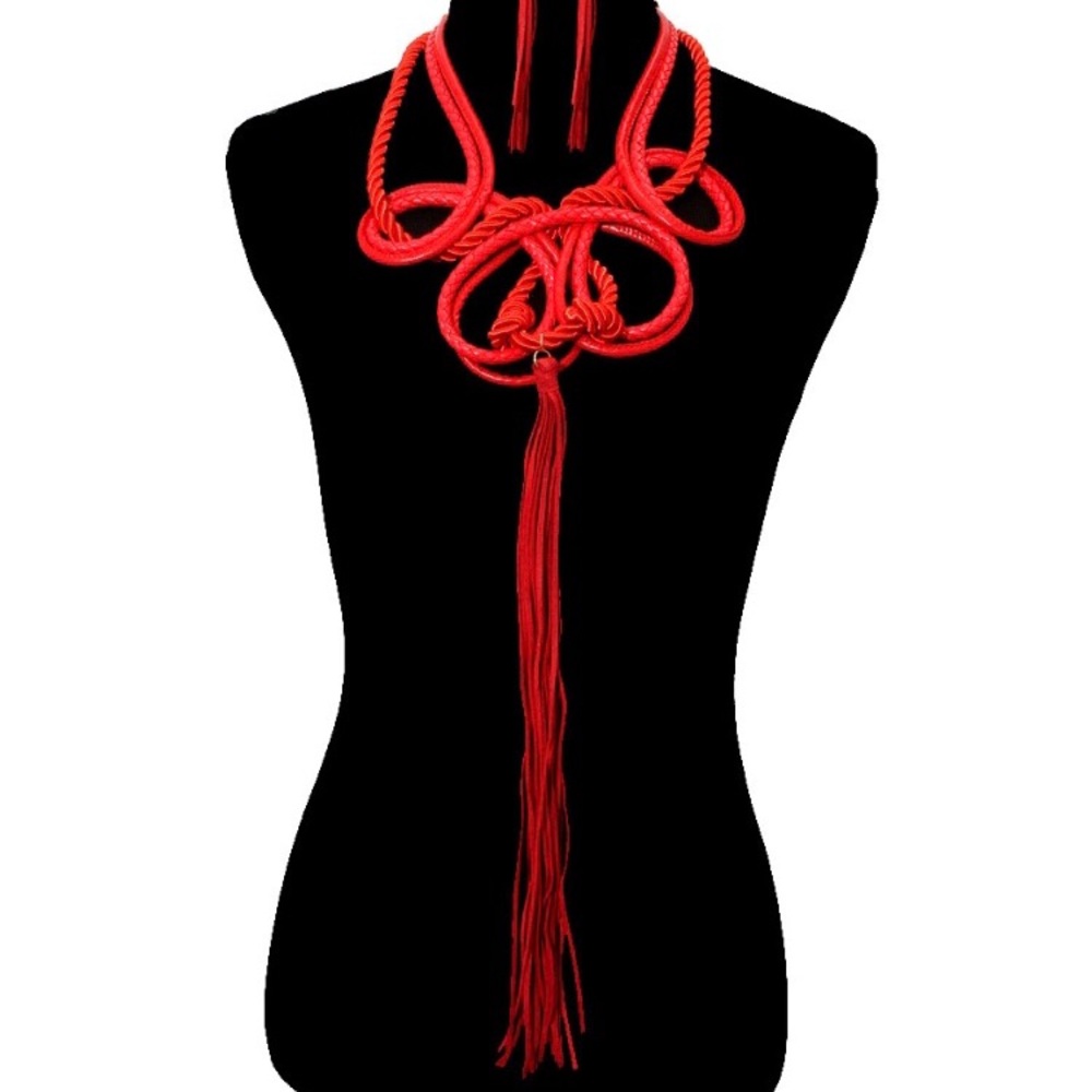 Unique coil leather look necklace - Picture 6 of 6